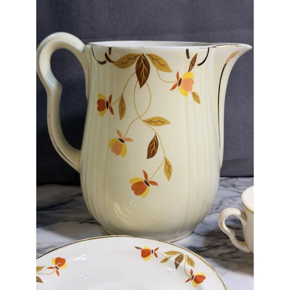 HALL AUTUMN LEAF MIXED LOT~ PITCHER NO LID,‎ CUP, SAUCCER AND SHAKER (2629)